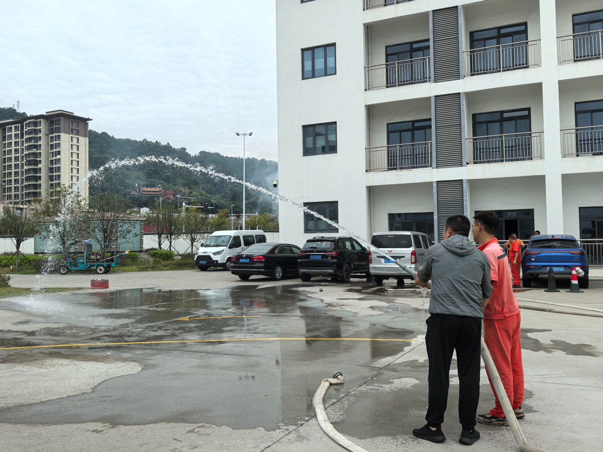 寧德陸港開展“119消防安全日”應(yīng)急演練活動(dòng)，周明組拍攝3.jpg